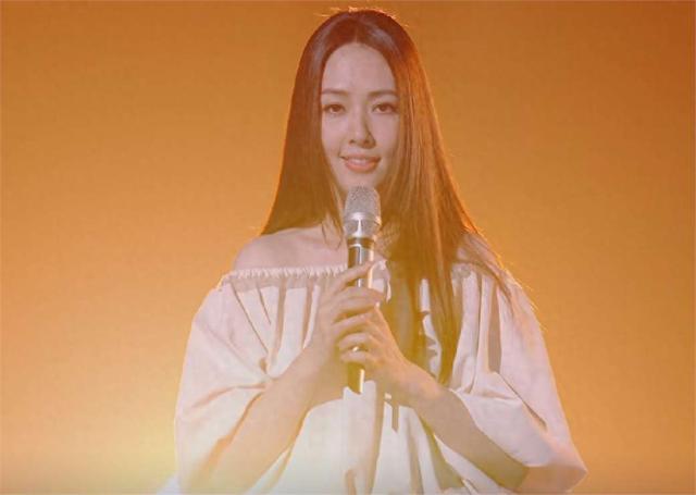 九游娱乐文化:郭碧婷波波头曾轰动全校舞蹈直播口碑滑铁卢