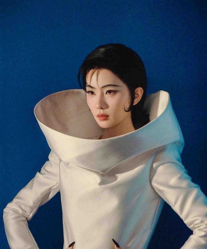 2024年十大最受欢迎明星仅三位男星上榜杨紫垫底赵丽颖第二(图2)