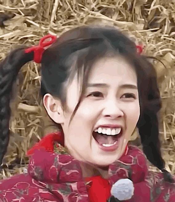 九游娱乐文化：深度分析内娱“四大普女”杨紫白鹿榜上有名生图精修差太多！(图21)