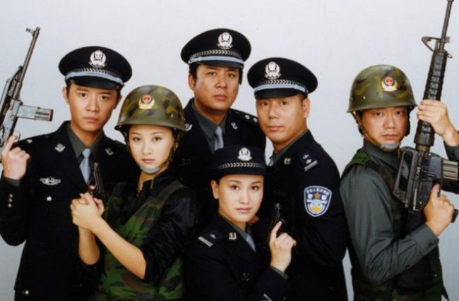 九游娱乐：《我是刑警》打码太影响观感了剧情Bug频出