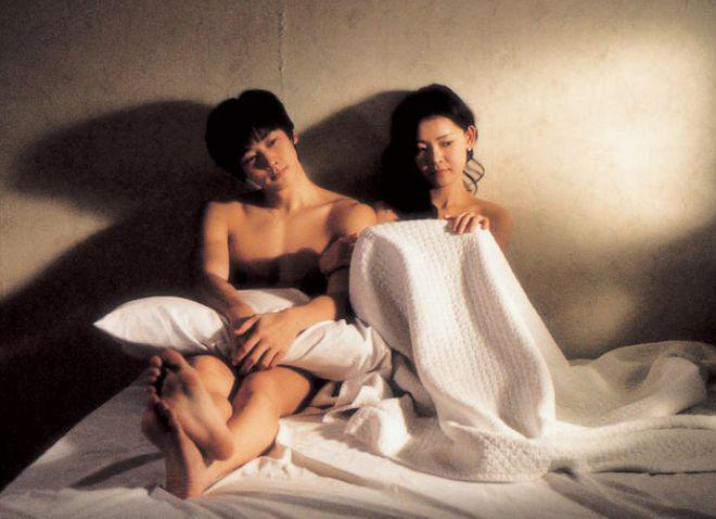 “熬夜必看”的5部限制级黄暴电影尺度大胆唯美画面并存