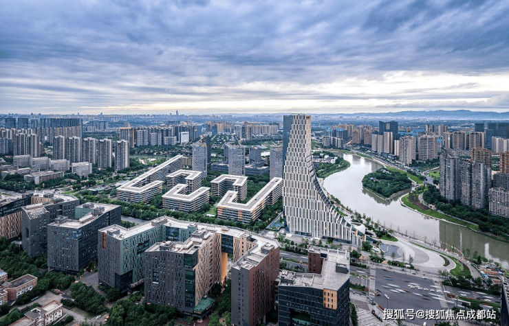 成都【高投启鸣观樾序】春节不打烊_春节看房预约电话(认证)_获取楼盘动态_优惠_房价走势分析_户型大小介绍(图2)