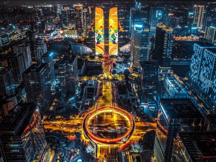 九游娱乐：成都【交子缦华】售楼处首页认证电线月最新报价、热销户型及专属优惠欢迎访问楼盘首页获取详尽资讯。(图2)
