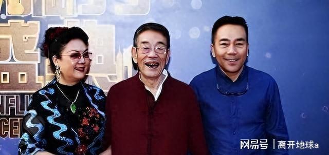 家丑外扬！杨议、杨伦兄弟闹翻？杨少华体面被撕碎一人被打送医